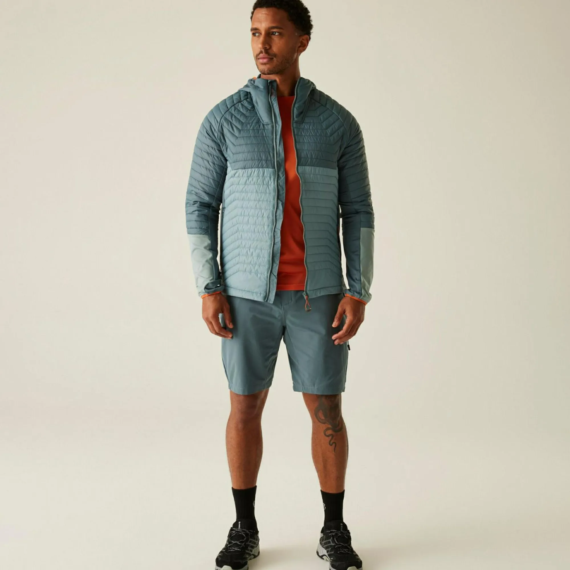 Regatta Lightweight Jackets<Dare 2b - Men's Descending II Hybrid Jacket |