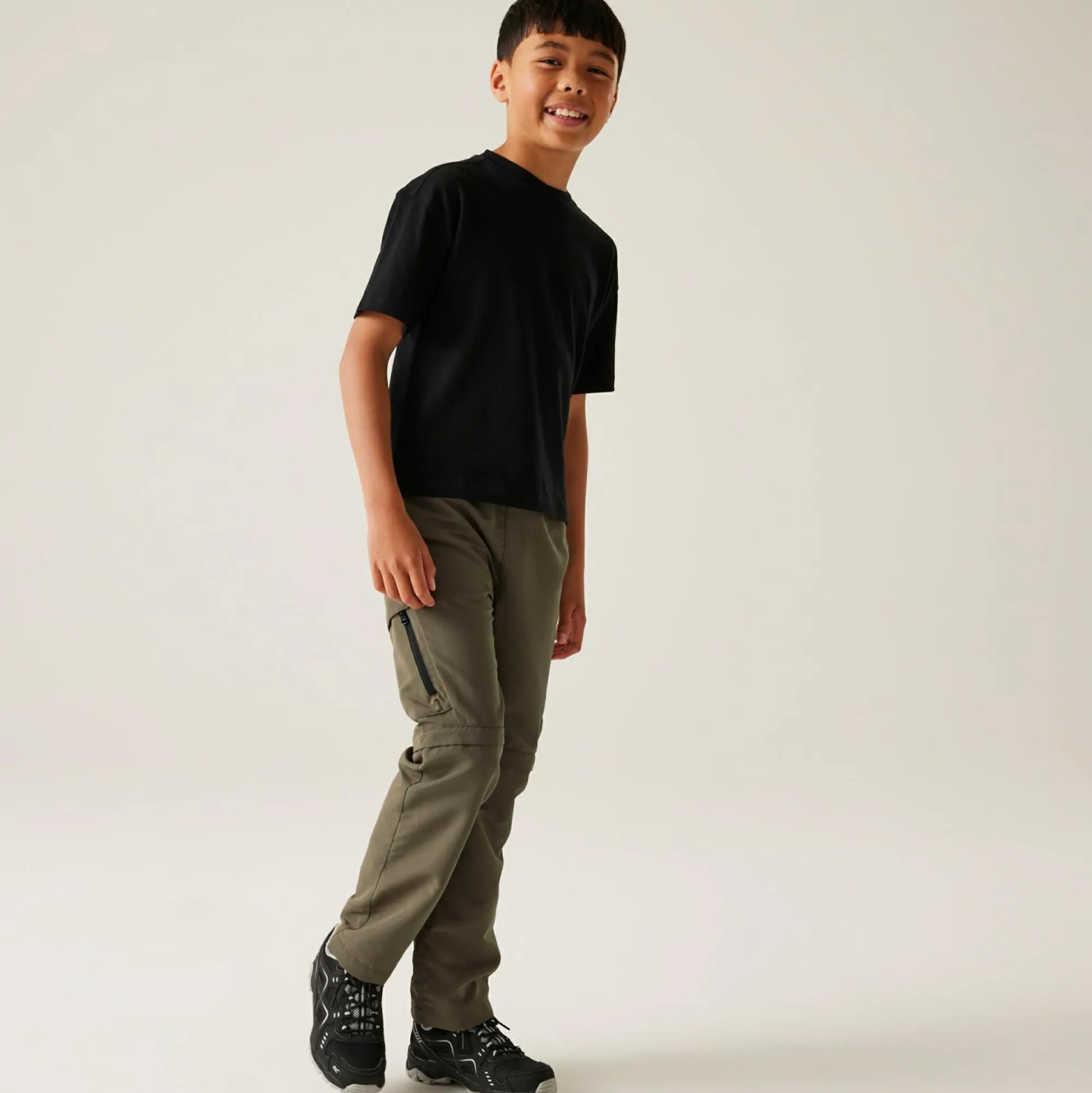 Kids/BOY Regatta Trousers & Shorts|Bottoms<Kids' Sorcer III Zip Off Trousers |