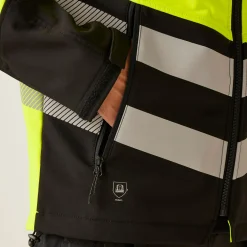 Regatta Jackets|Softshell Jackets<Men's Hi-Vis X PRO 3 Layer Softshell Jacket - Class 2 |