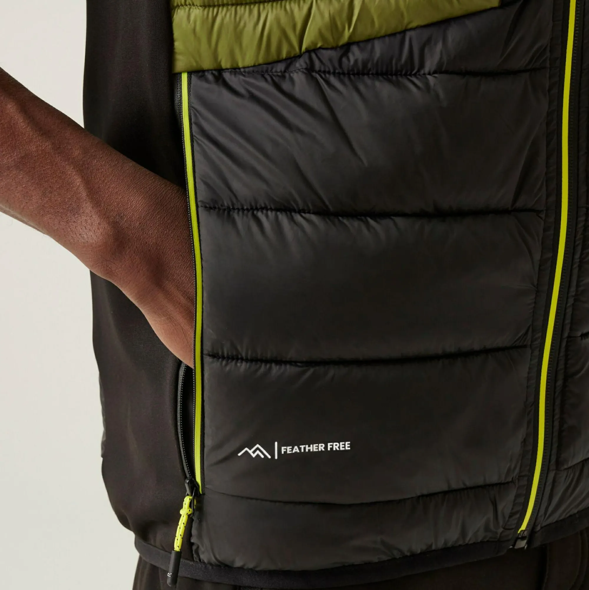 Regatta Gilets & Bodywarmers<Men's Leedre Hybrid Gilet |
