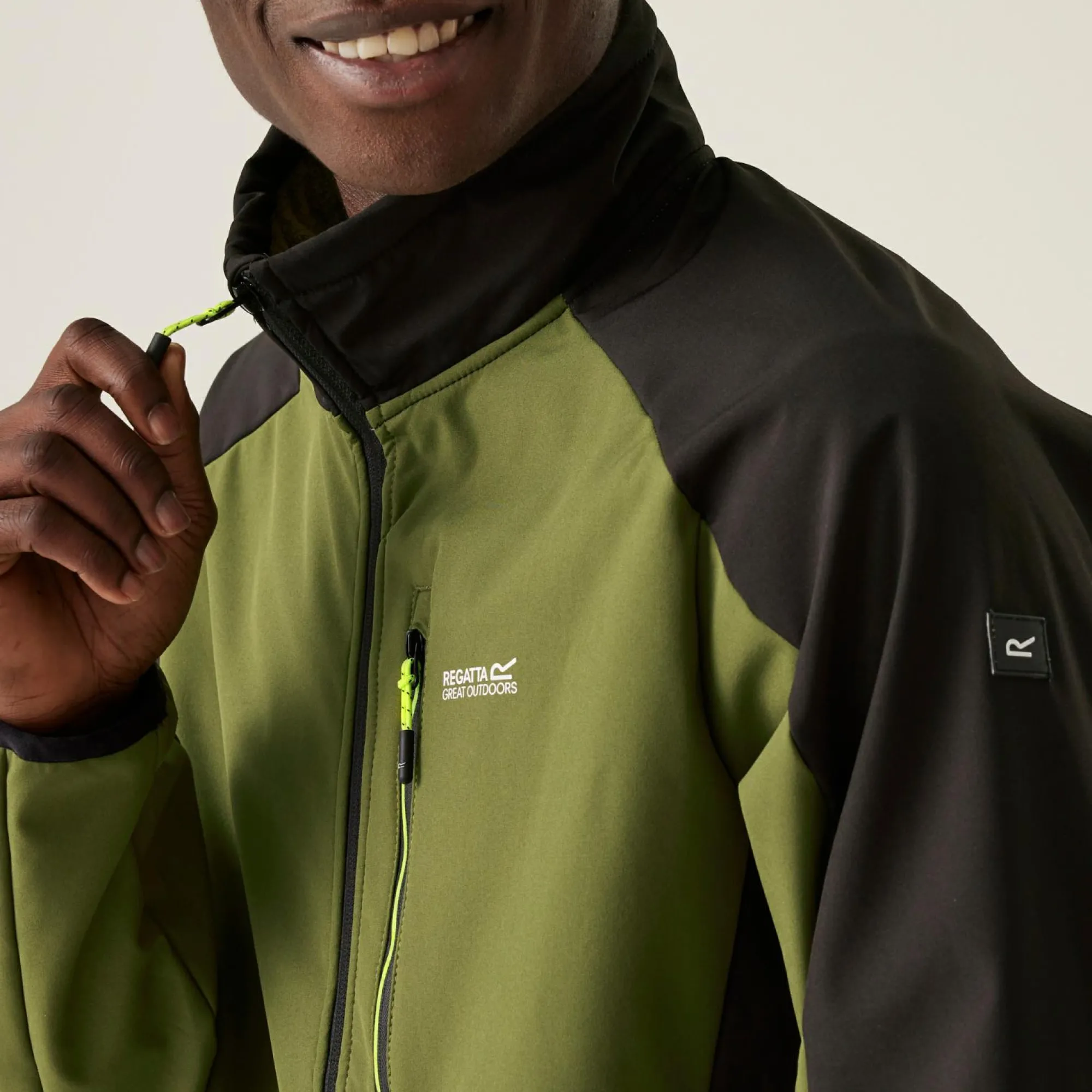 Regatta Softshell Jackets|Waterproof Jackets<Men's Moutdale Softshell Jacket |