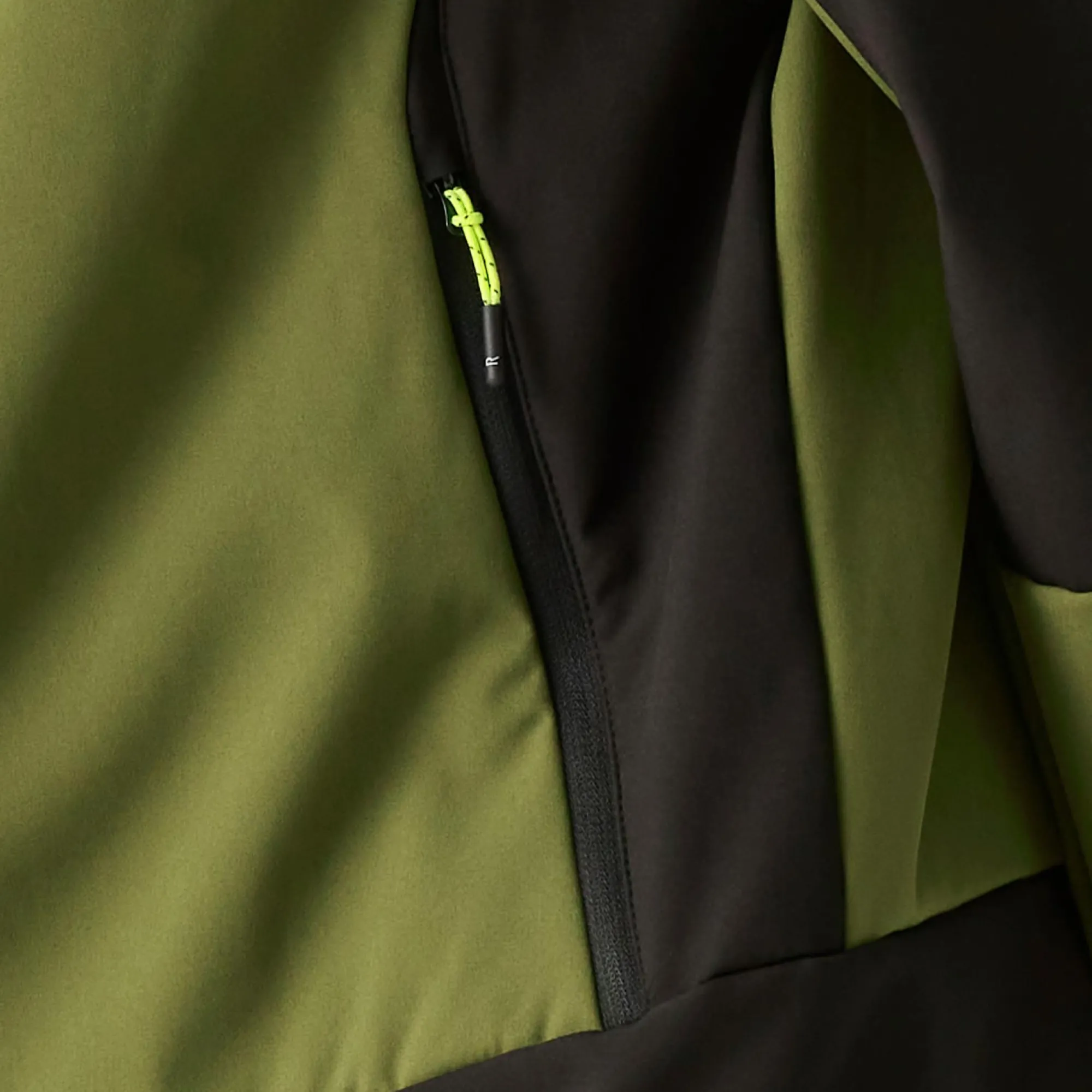 Regatta Softshell Jackets|Waterproof Jackets<Men's Moutdale Softshell Jacket |