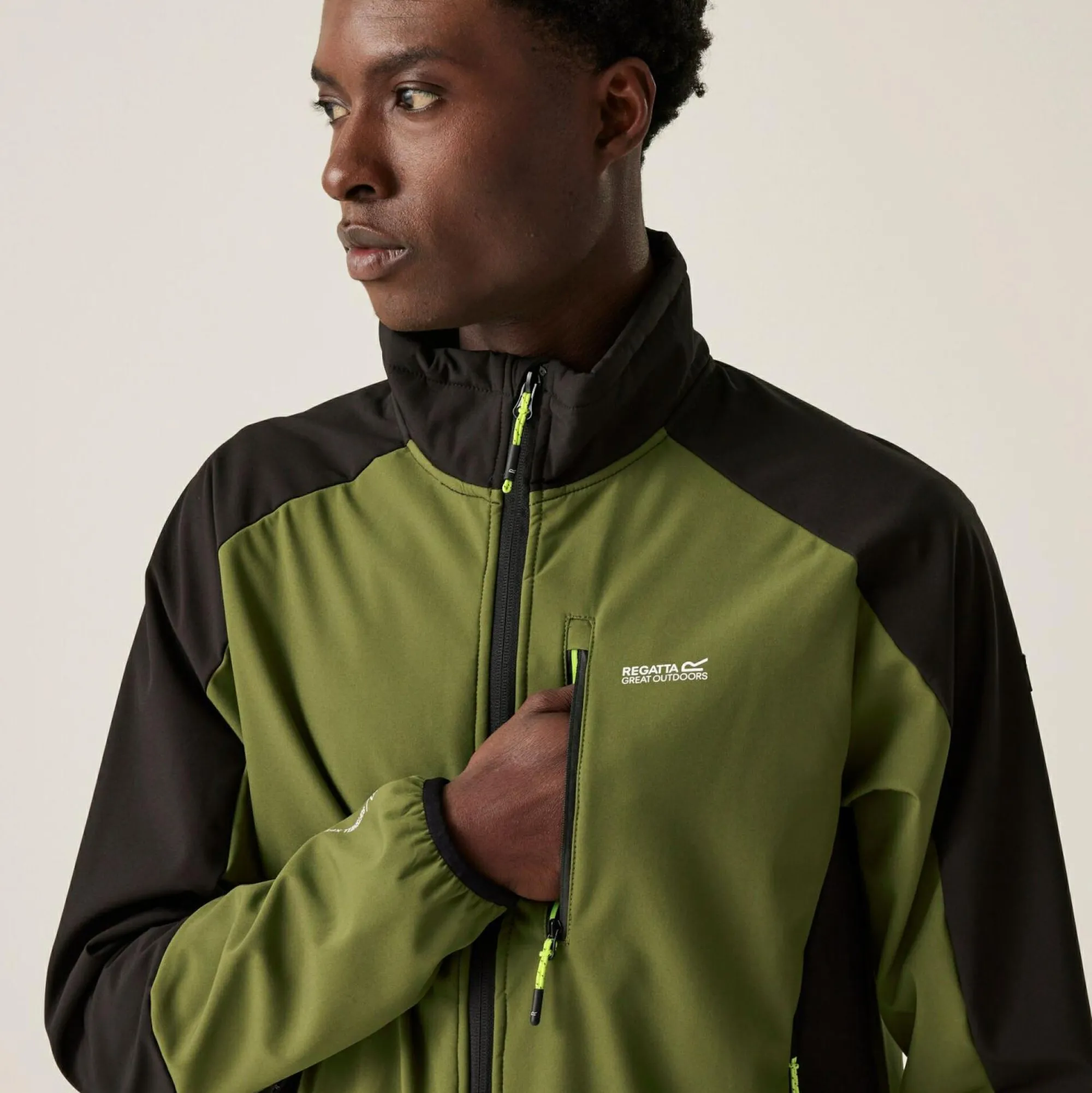 Regatta Softshell Jackets|Waterproof Jackets<Men's Moutdale Softshell Jacket |
