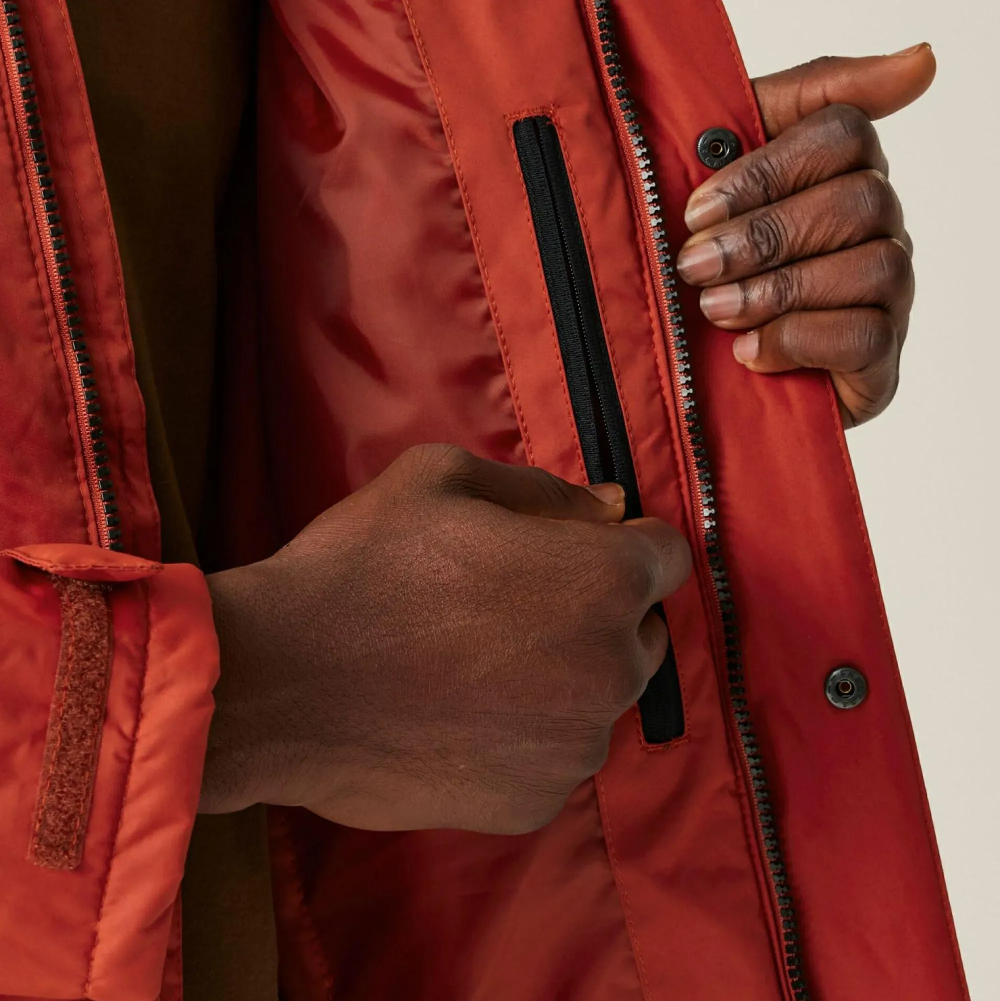 Regatta Waterproof Jackets<Men's Sterlings IV Waterproof Jacket |