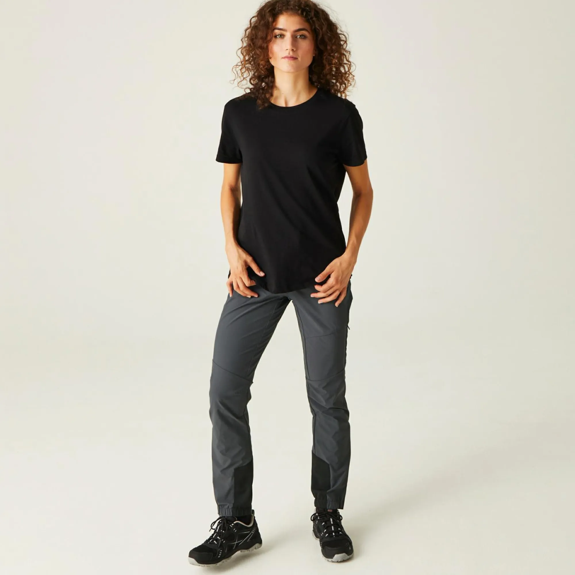 Women Regatta Walking Trousers<Women's Mountain III Walking Trousers |