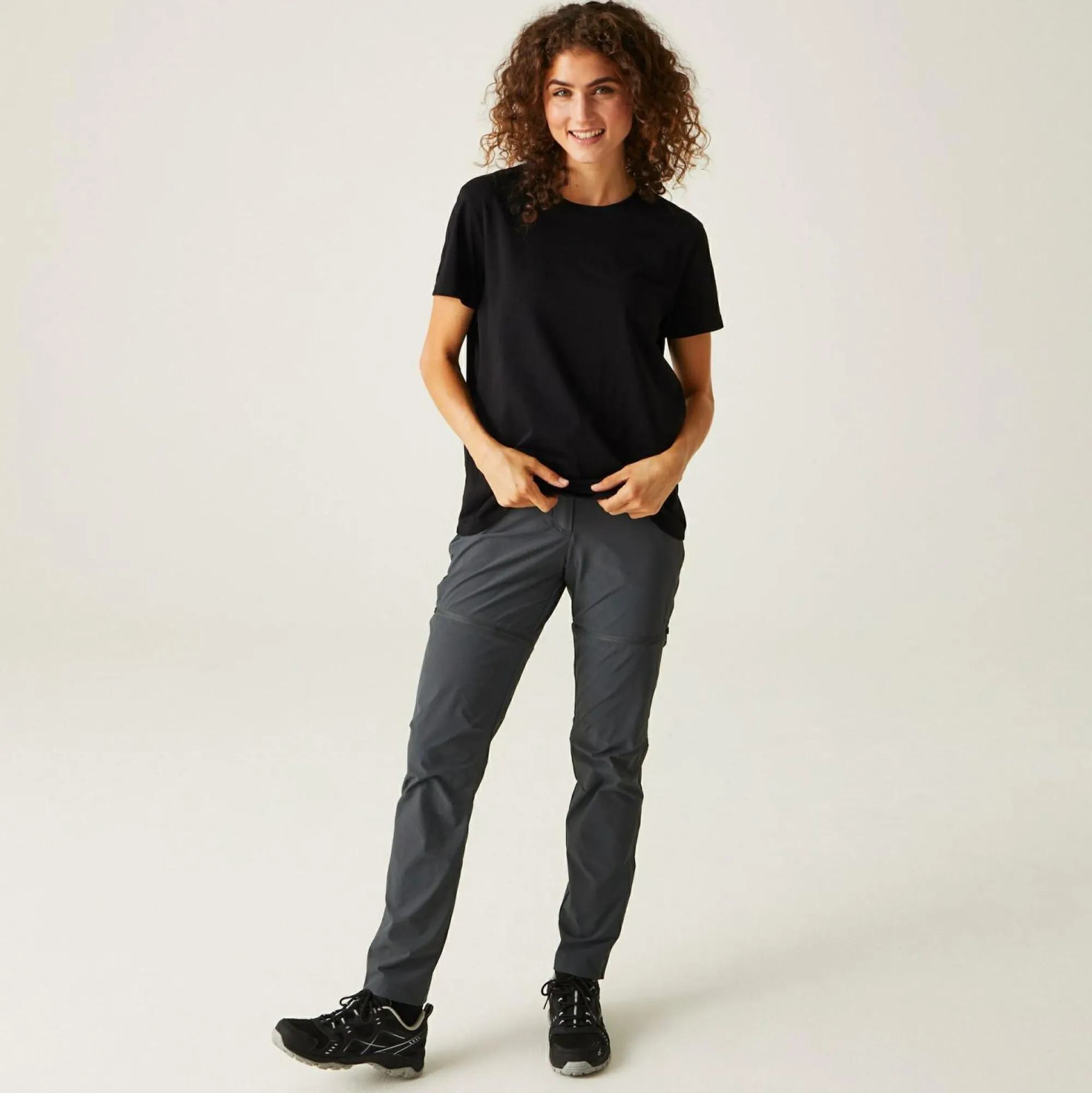 Women Regatta Walking Trousers<Women's Mountain Zip Off Walking Trousers |