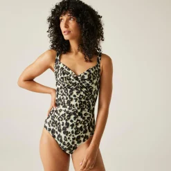 Women Regatta Staycation|Swimming<Women's Sakari Tummy Control Costume |